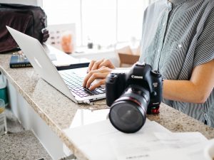 Tips dan Trik Foto Jurnalistik Ciamik